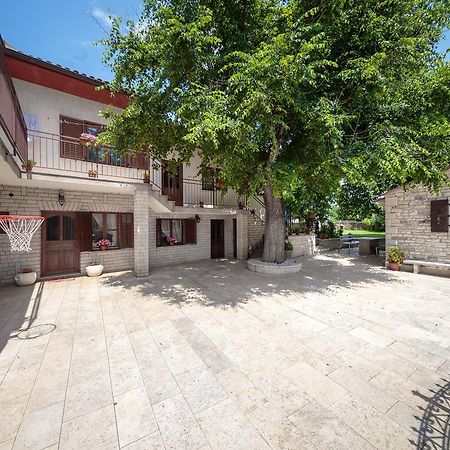 Apartments Mirjana 1655 Kanfanar Zewnętrze zdjęcie