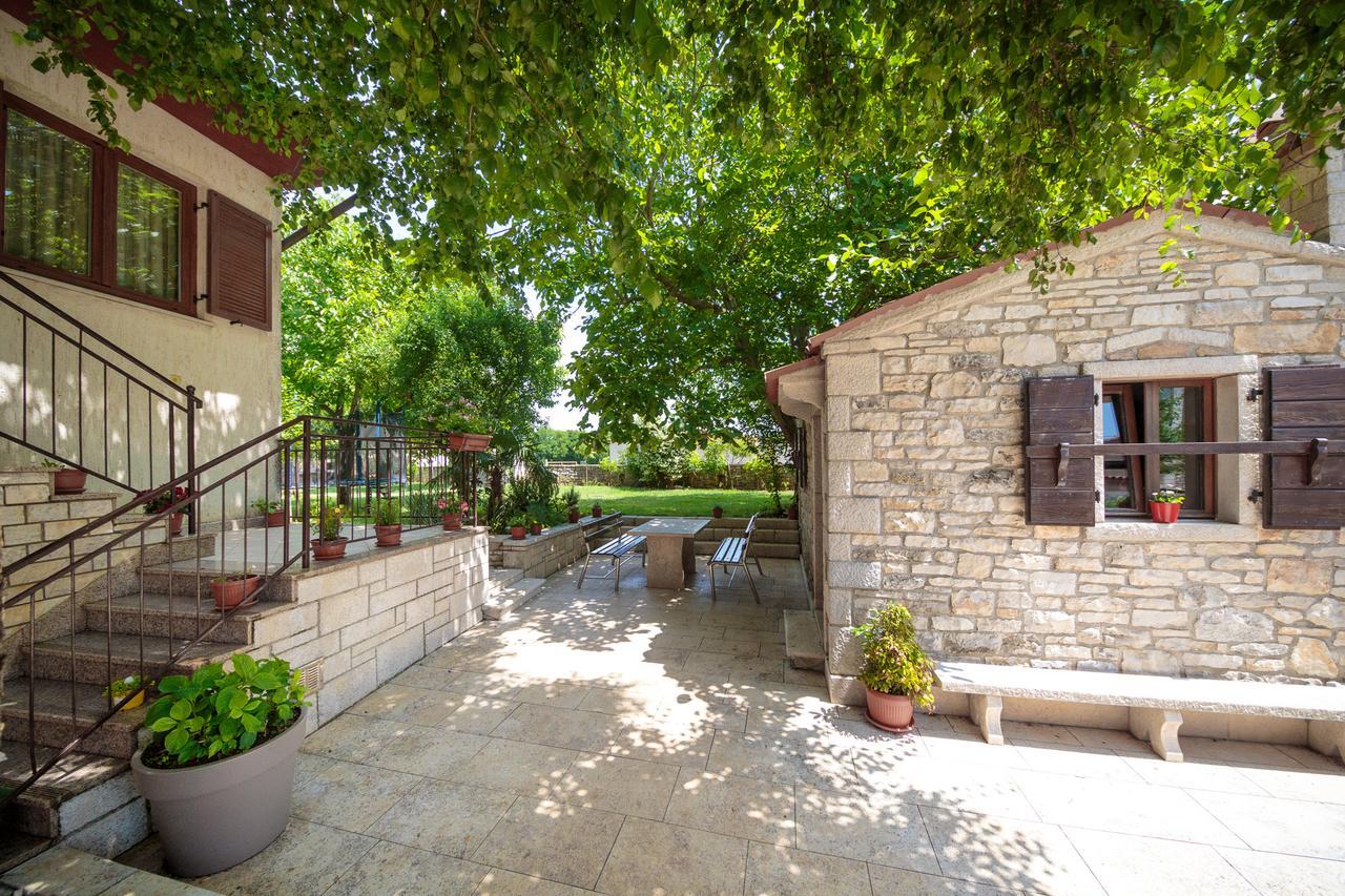 Apartments Mirjana 1655 Kanfanar Zewnętrze zdjęcie