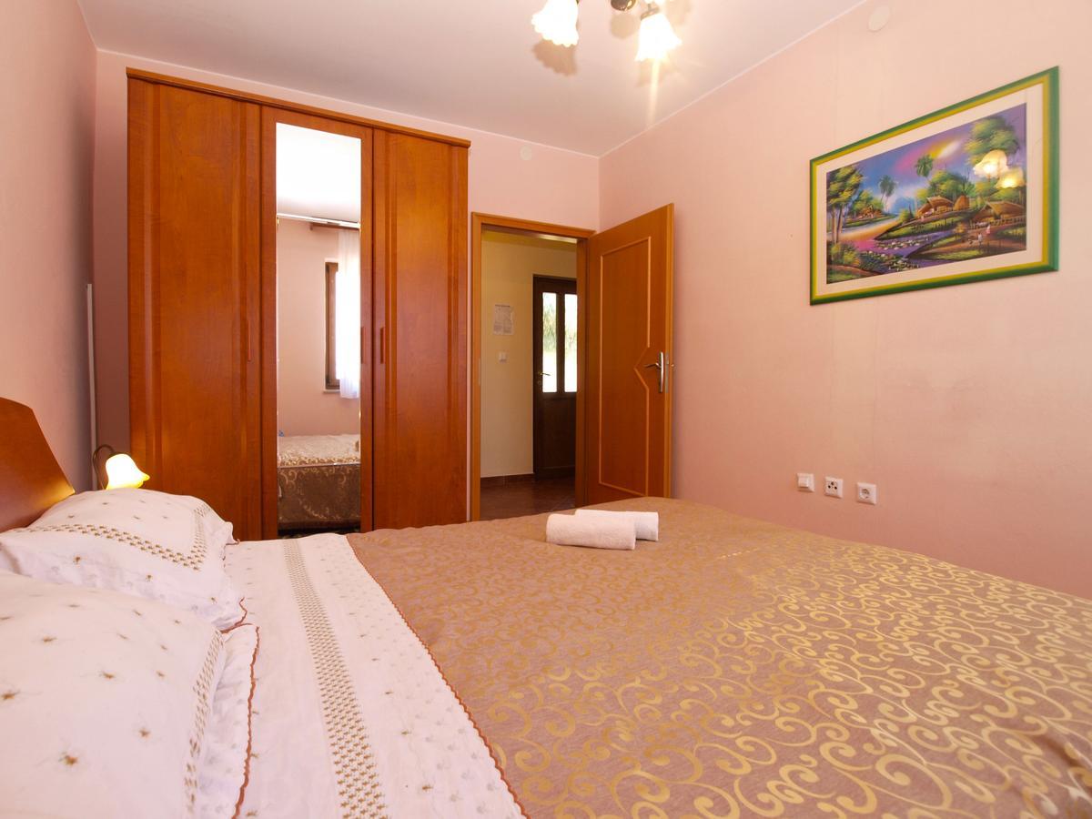 Apartments Mirjana 1655 Kanfanar Zewnętrze zdjęcie