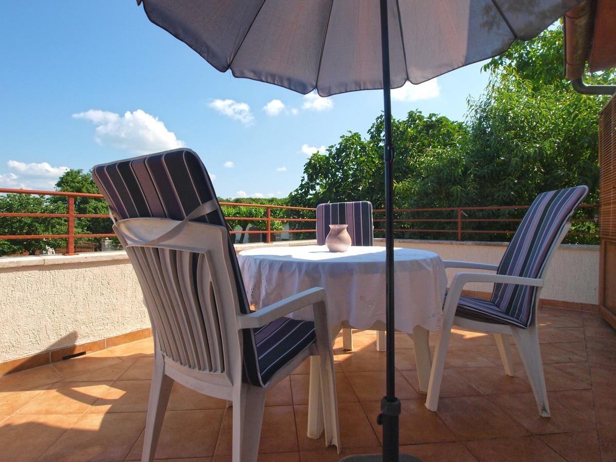 Apartments Mirjana 1655 Kanfanar Zewnętrze zdjęcie