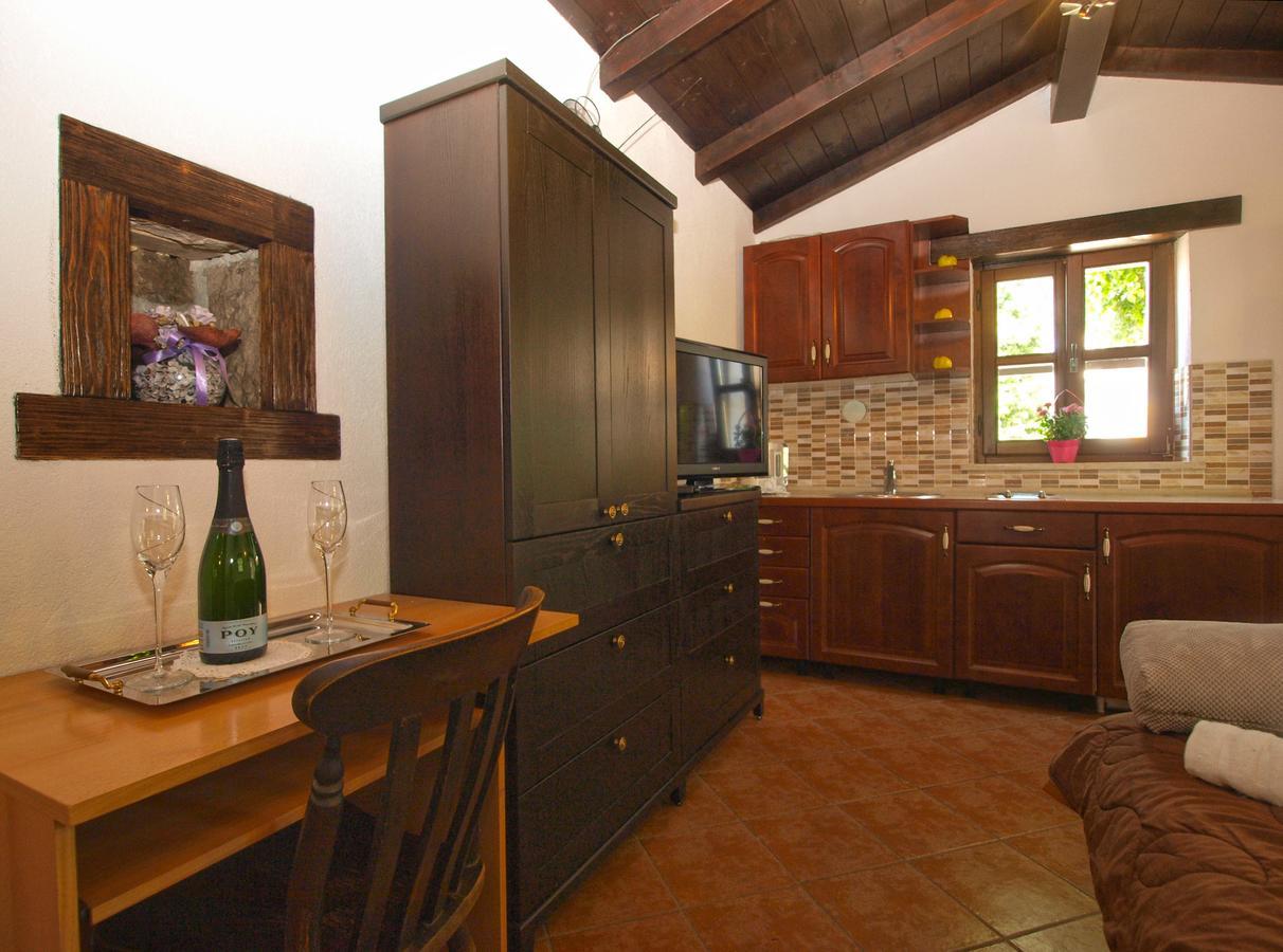 Apartments Mirjana 1655 Kanfanar Zewnętrze zdjęcie